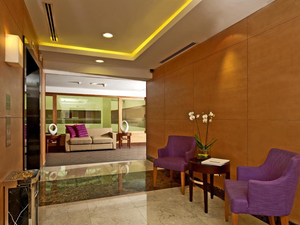 Fraser Suites Seef Bahrain Manama Exterior foto The lobby of the hotel
