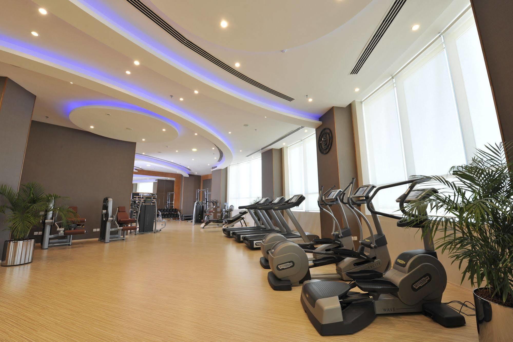 Fraser Suites Seef Bahrain Manama Einrichtungen foto The gym at the hotel